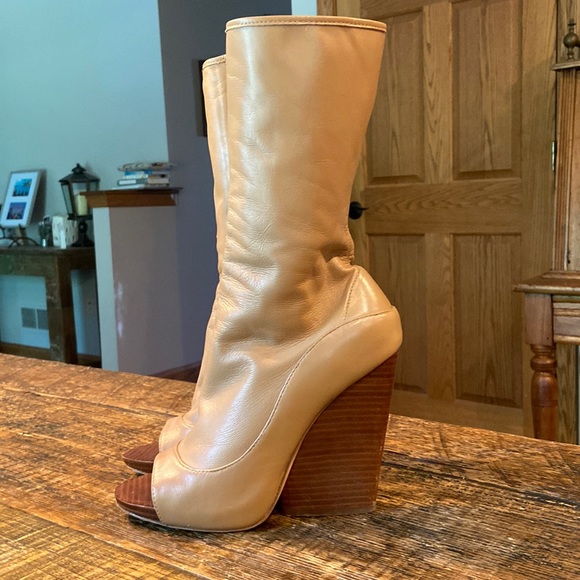 Leon Max Ellis peep toe tan leather wedge bootie - Picture 2 of 15